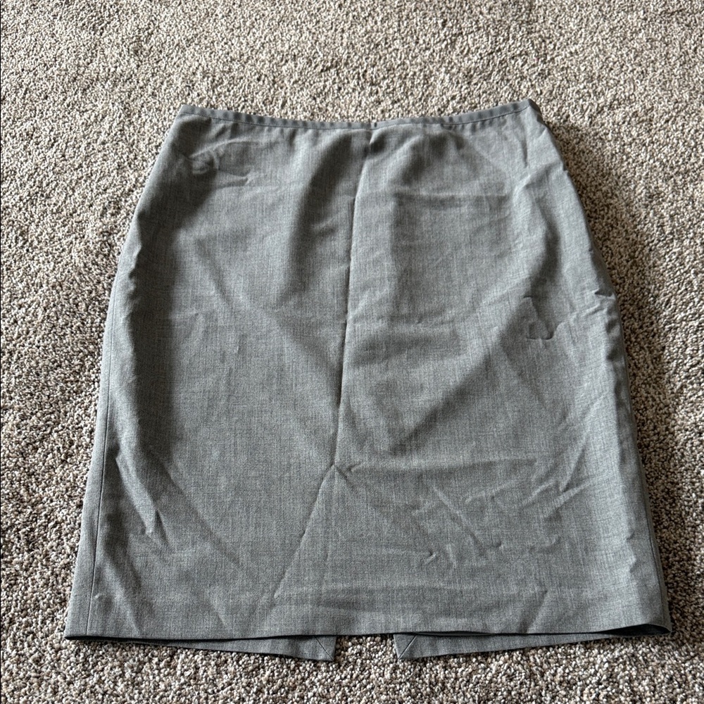 The Limited Gray Pencil Skirt Knee Length Work Office Size 6